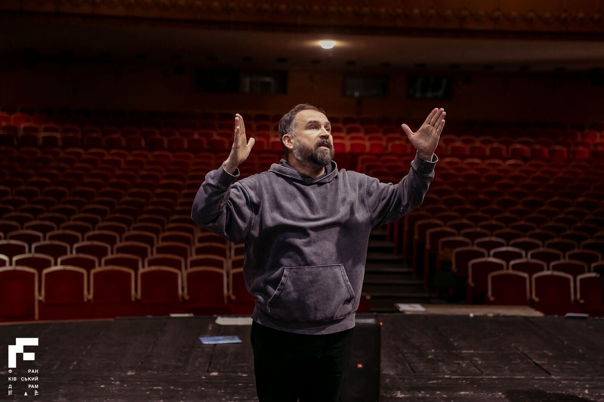 Фото до матеріалу: Театр як голос війни: інтерв'ю з Ростиславом Держиписким