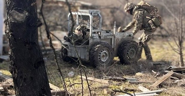 Фото до матеріалу: Роботи замість людей: як НРК змінюють тактику штурмів та евакуації в ЗСУ