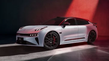 Фото до матеріалу: Німецьке ательє Mansory перетворило кросовер Zeekr 9X на ексклюзивний гібрид