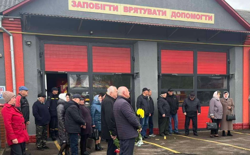 Фото до матеріалу: У Корці до 40-річчя Чорнобильської трагедії вшанували ліквідаторів аварії