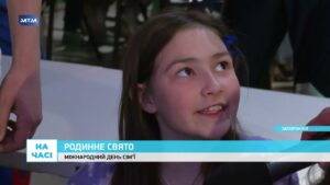 Фото до матеріалу: У Дніпровському районі триває сезонне скошування травня