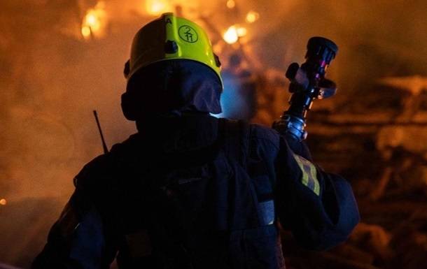 Фото до матеріалу: Російська атака на Київ завдала серйозних пошкоджень житловим будинкам та інфраструктурі