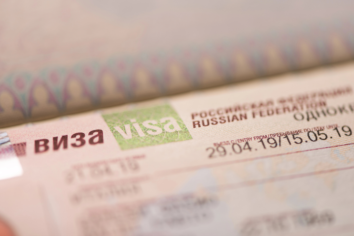 Фото до матеріалу: ЄС розколовся: зростання кількості віз для росіян викликає напругу