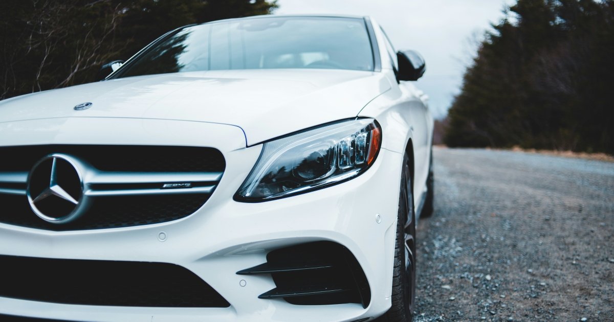 Фото до матеріалу: Mercedes-Benz відкликає 144 тисячі авто у США через збої в електроніці