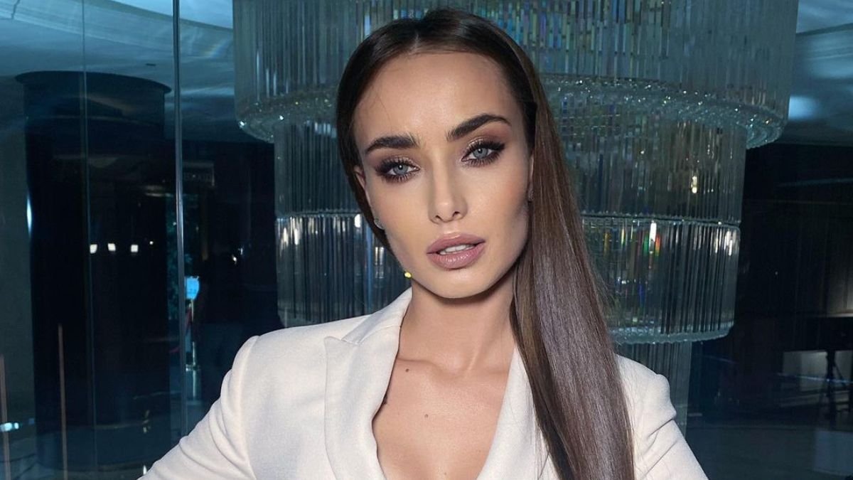 Фото до матеріалу: Ксенія Мішина проговорилась про фінал «Холостячки»: хто переміг і хто залишився в фаворитах