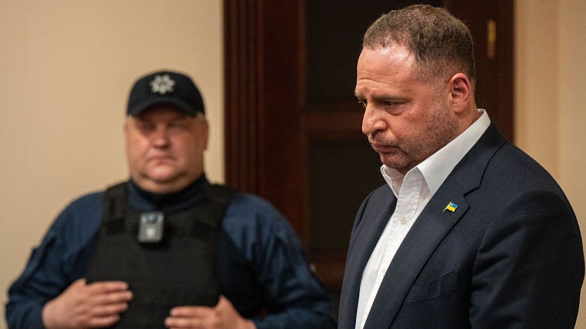 Фото до матеріалу: ВАКС обрав запобіжний захід для Єрмака: арешт із заставою 140 млн грн