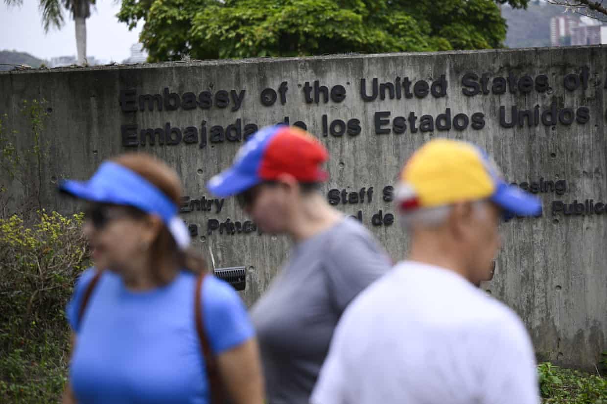 Фото до матеріалу: США впровадили «пастку» для біженців: правда чи довічний бан