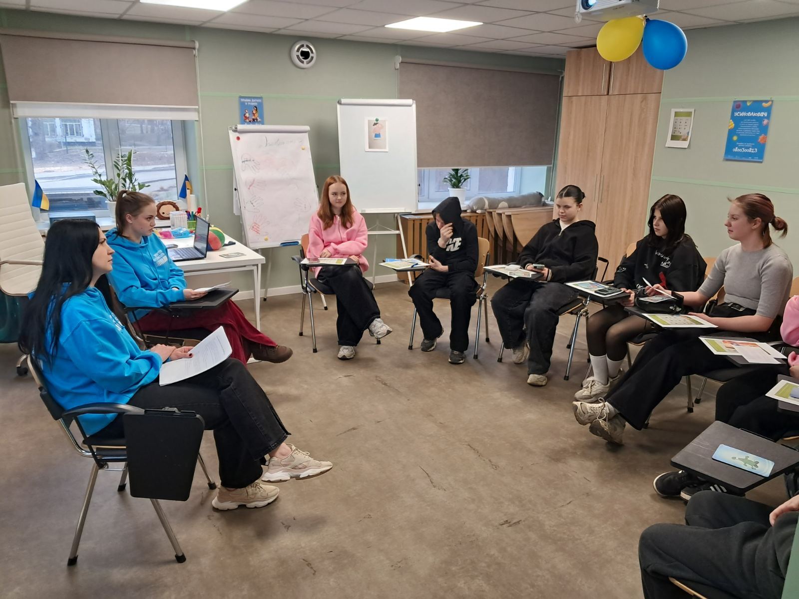 Фото до матеріалу: Лозова: відкрито Центр життєстійкості для підтримки дітей та батьків