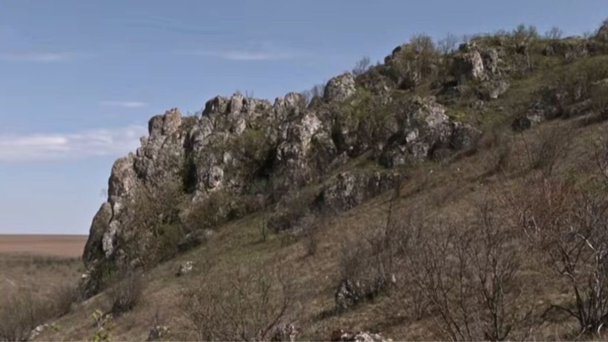 Фото до матеріалу: Унікальний Товтровий кряж на Кам'янеччині: науковці порівнюють його з австралійським рифом