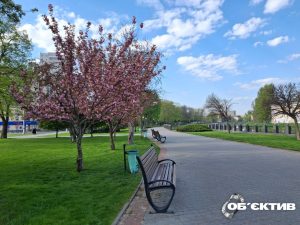 Фото до матеріалу: У Барвінковому відновлюватимуть вулиці: ремонт трас М-03 та М-29 на фінальному етапі
