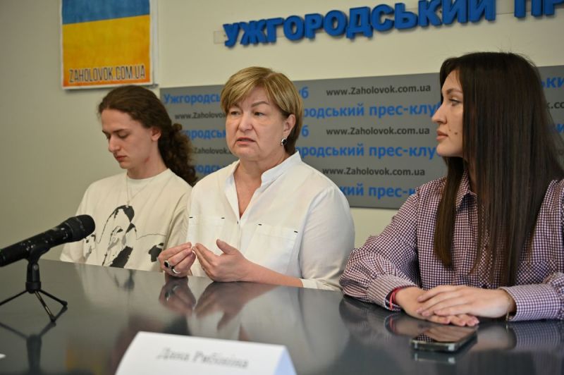 Фото до матеріалу: «Бліц» підготувала танцювальний перформанс «Вибір»