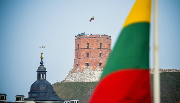 Фото до матеріалу: Литва обіцяє 10 мільйонів євро на повернення викрадених українських дітей