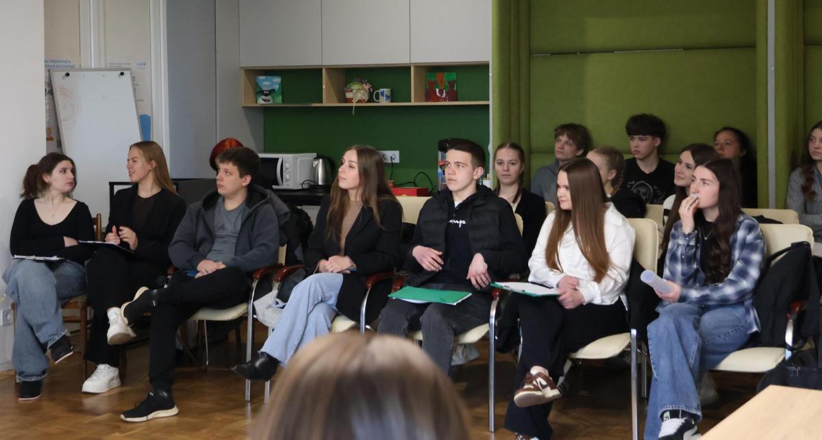 Фото до матеріалу: У Рожищі визначили переможців конкурсу молодіжних проєктів