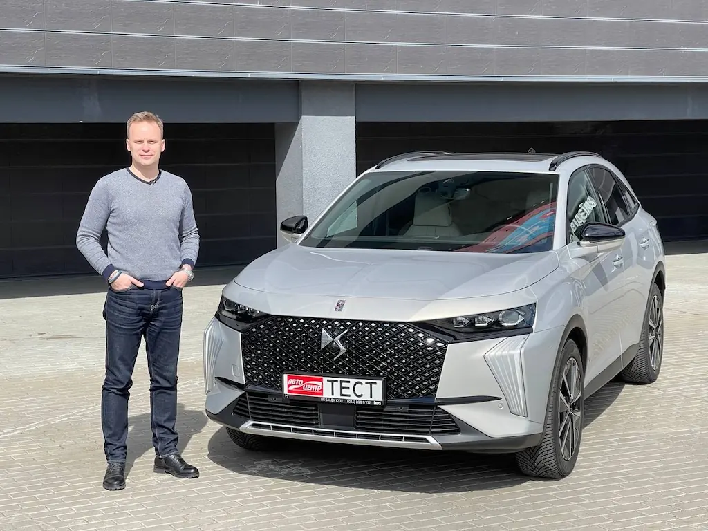 Фото до матеріалу: Тест-драйв оновленого DS 7 E-TENSE: чи виправдовує преміальний кросовер свою ціну