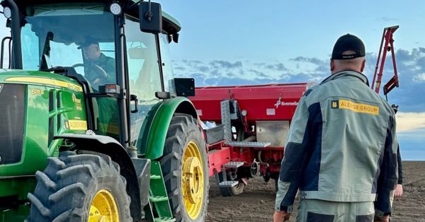 Фото до матеріалу: Весняна посівна в Україні перетнула екватор — аграрії завершують посів пʼяти культур