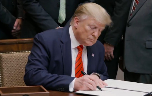 Фото до матеріалу: Трамп затвердив нову контртерористичну стратегію США