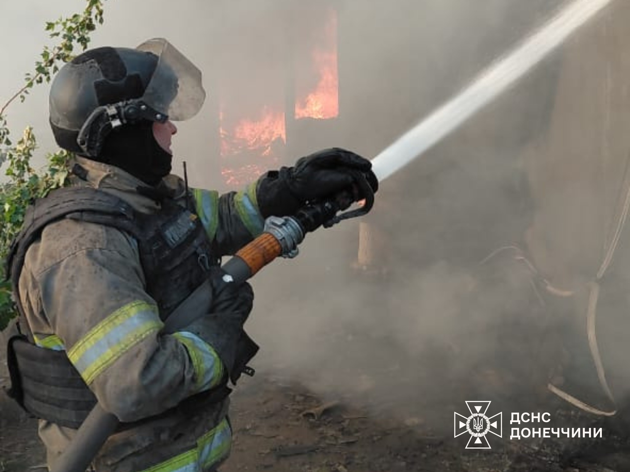 Фото до матеріалу: Обстріл Горлівки: ворог обстріляв житлові будинки