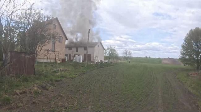 Фото до матеріалу: ДТП на Дубенщині: мотоцикліст і пасажирка без шоломів потрапили до лікарні