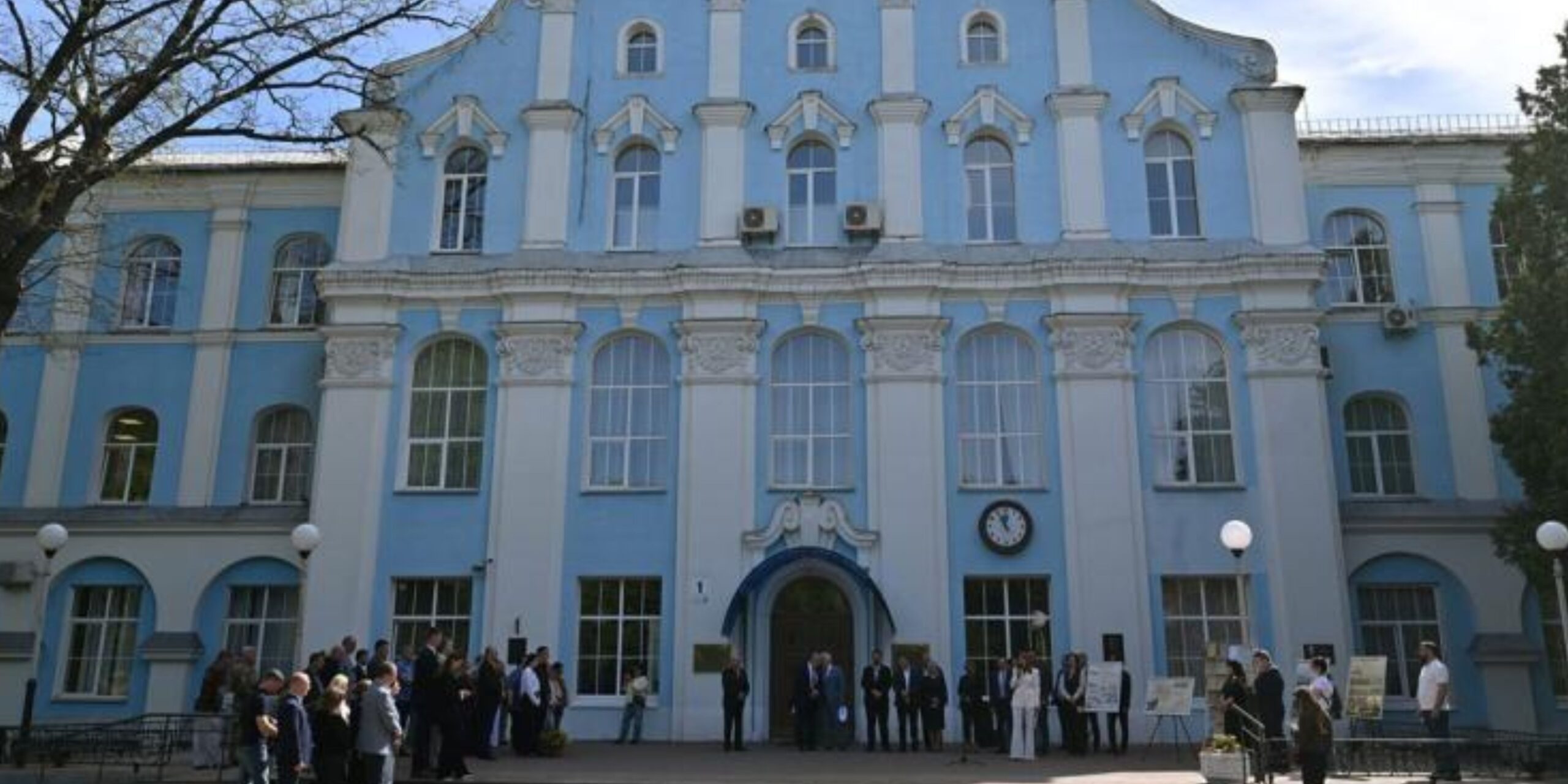 Фото до матеріалу: Голосіївський кампус НУБіП: 100 років архітектури та нове «дерево сили"