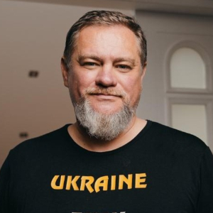 Фото до матеріалу: Буський завод обійшов олігарха Пінчука в рейтингу тендерних мільярдерів