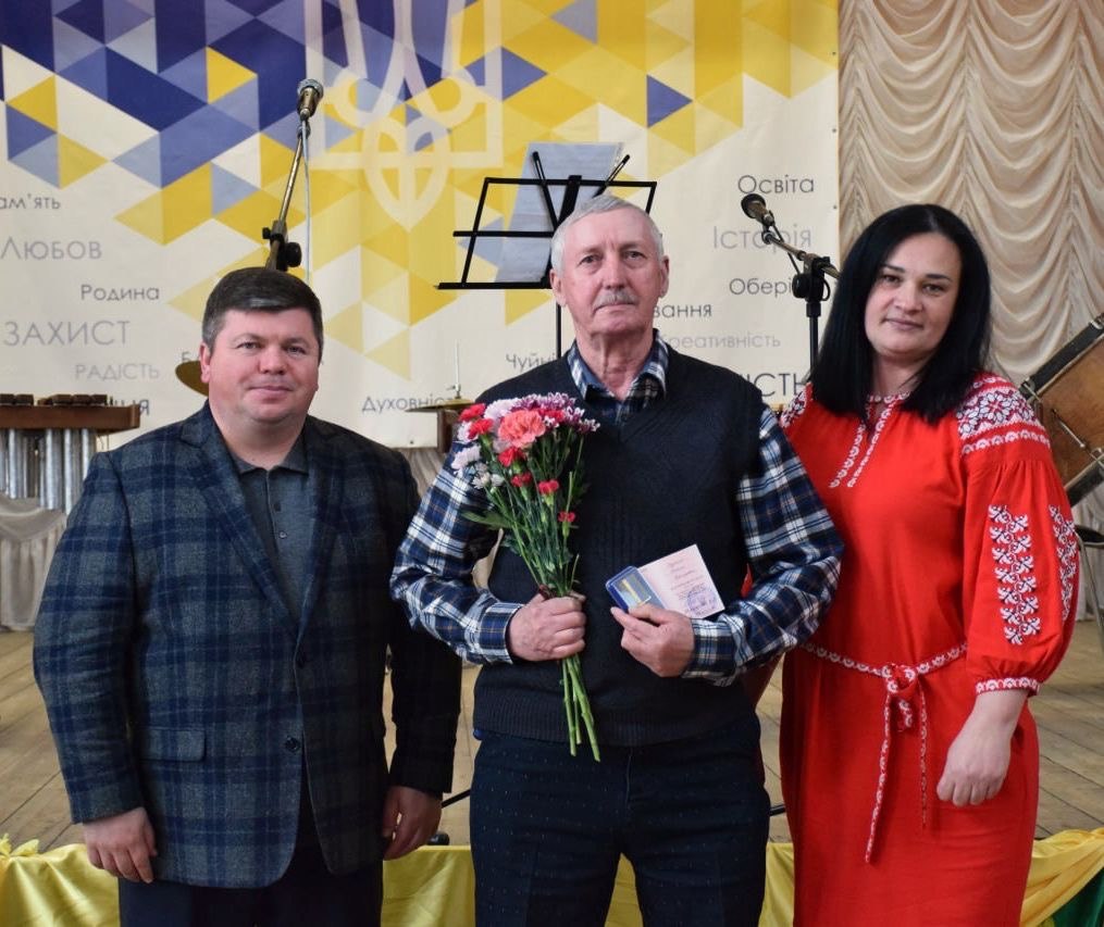 Фото до матеріалу: Жива стіна між людством і атомом: на Подолі вшанували героїв-ліквідаторів