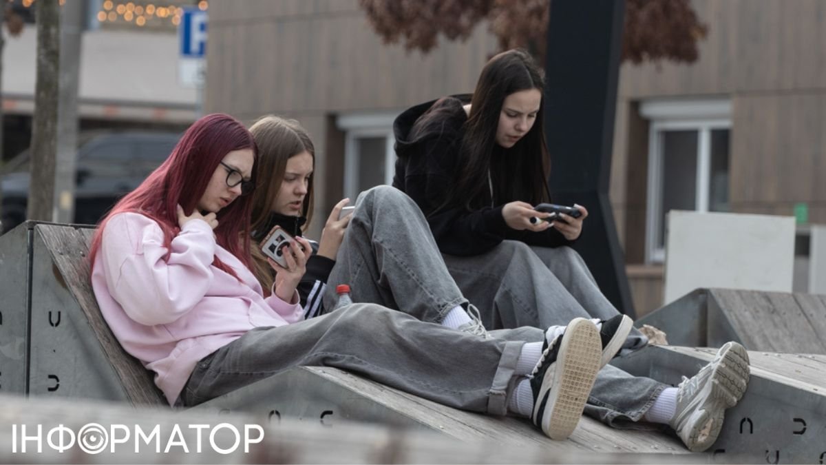 Фото до матеріалу: Як захистити телефон від шахраїв у Києві: інструкція від Мінцифри