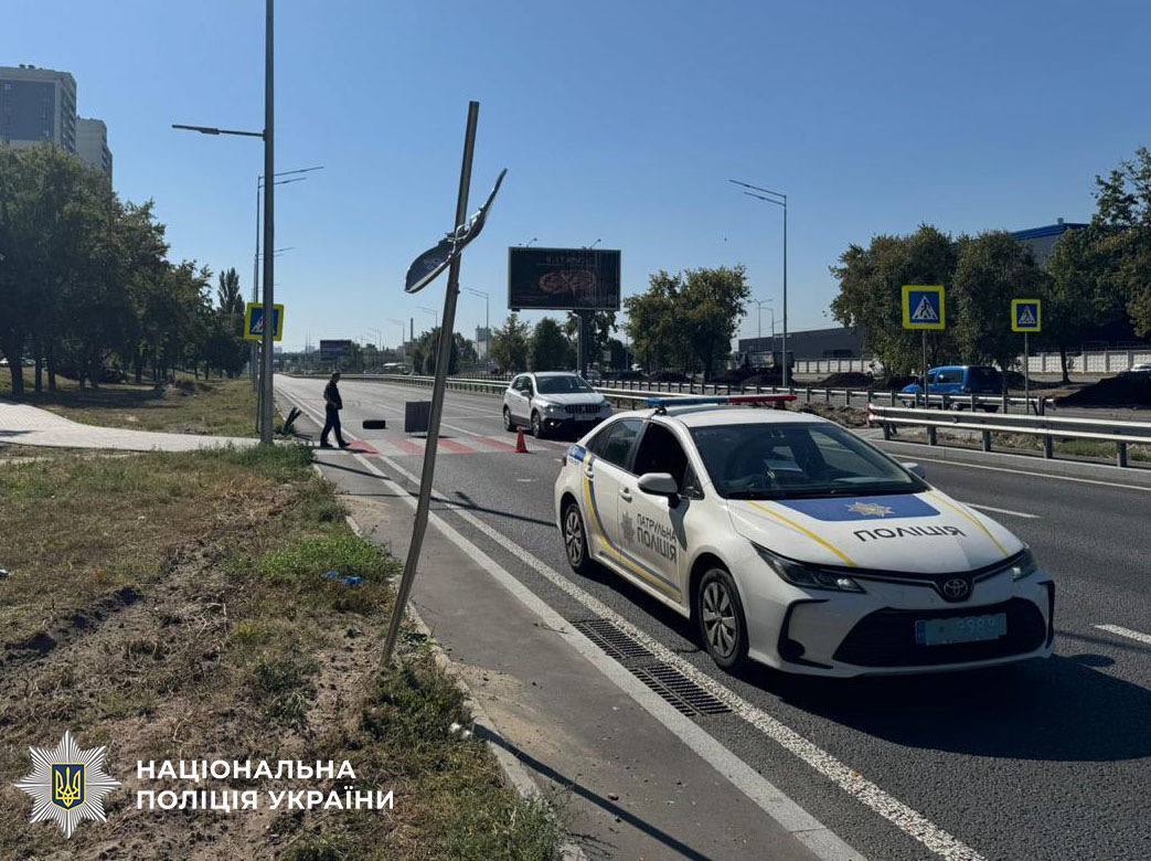 Фото до матеріалу: Суд у Києві засудив водія вантажівки до семи років за смертельне ДТП на Оболоні