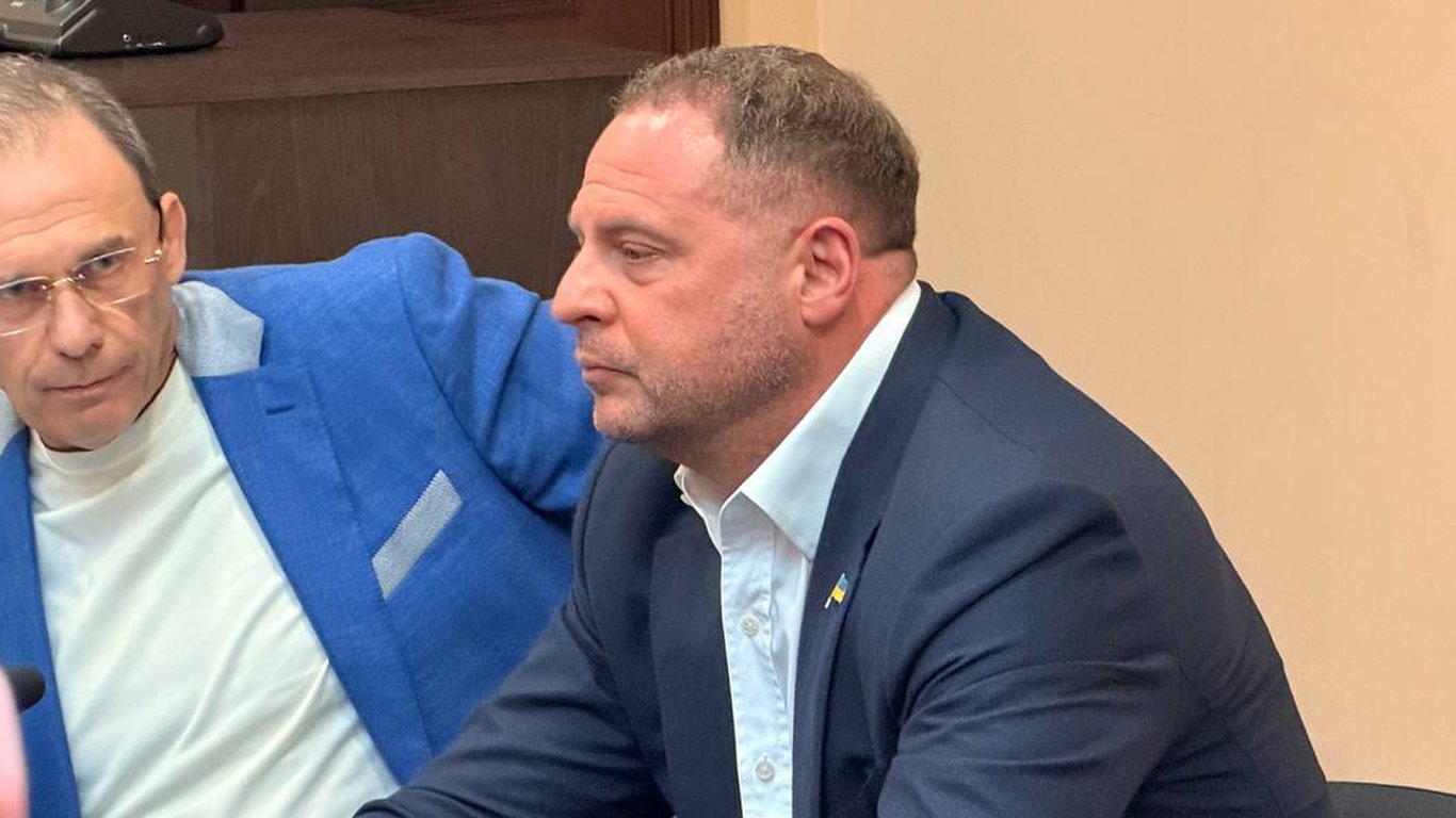 Фото до матеріалу: САП розкрив нові деталі справи Андрія Єрмака: вартість проєкту "Династія" та роль батька