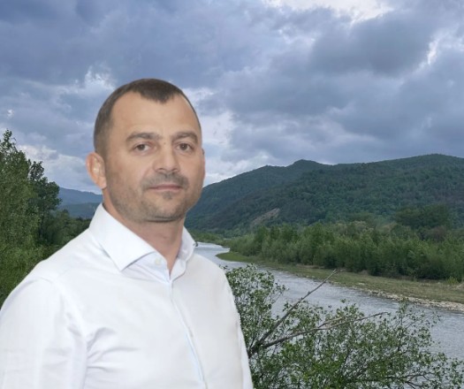 Фото до матеріалу: Декларація голови Кутської громади: доходи дружини, нерухомість у Донецьку та «зимова» тисяча