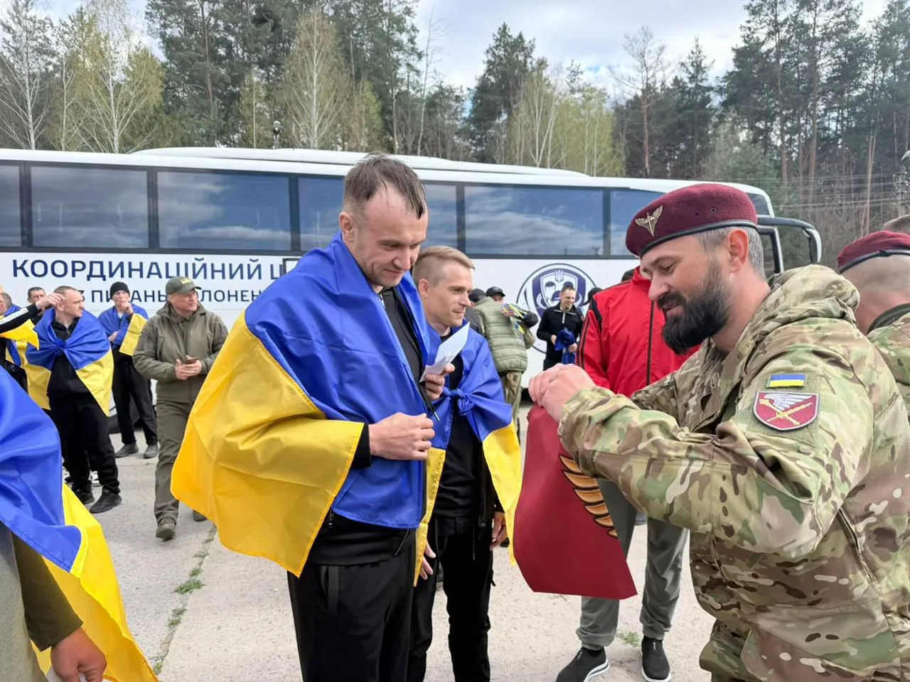 Фото до матеріалу: Війна за тиждень: обстріли Полтавщини, повернення 13 полонених та 90-мільярдний кредит ЄС