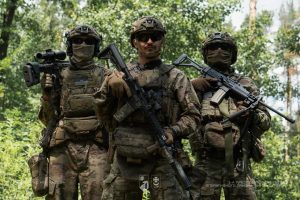 Фото до матеріалу: Нові умови контракту для ЗСУ: гроші за штурм та відстрочку після служби
