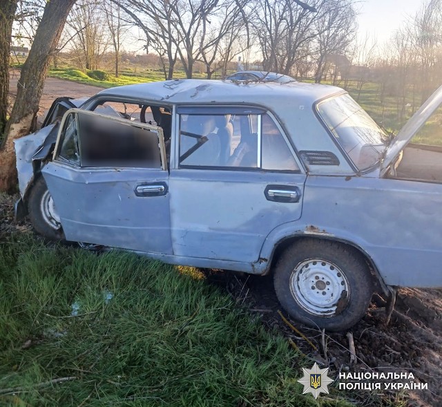 Фото до матеріалу: У Баштанському районі загинув водій ВАЗ-2101: поліцейські розслідують обставини ДТП