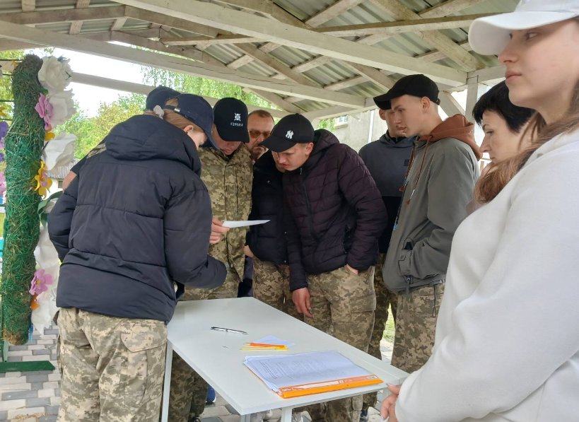 Фото до матеріалу: У Корці вперше провели міжшкільний етап гри «Сокіл» («Джура») на базі Центру дитячої та юнацької творчості