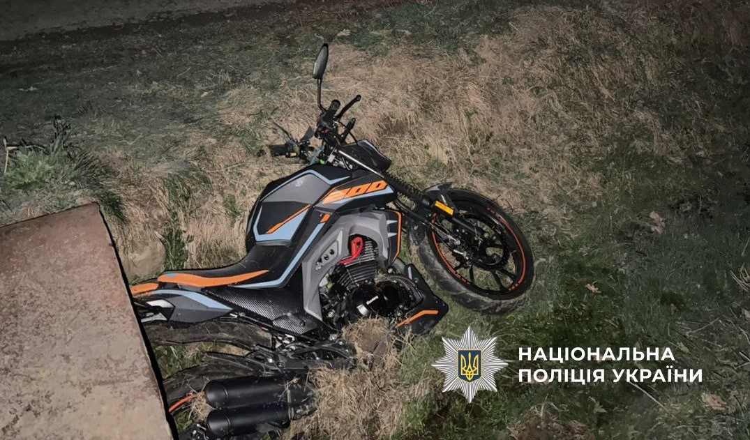 Фото до матеріалу: П'яний мотоцикліст збив 16-річного пасажирів у Космачі: хлопець помер