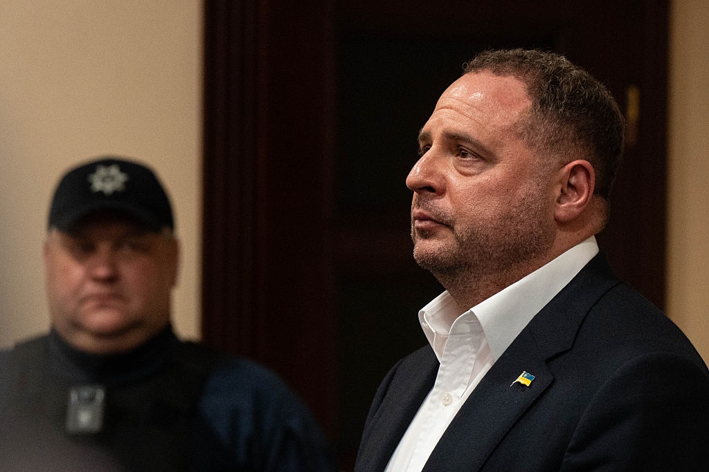 Фото до матеріалу: Суд над Єрмаком: посол ЄС про гібридну війну та стійкість інституцій