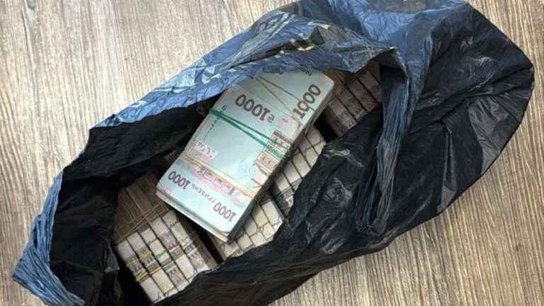 Фото до матеріалу: Ліквідовано схему розкрадання 576 млн грн на ремонті техніки ЗСУ