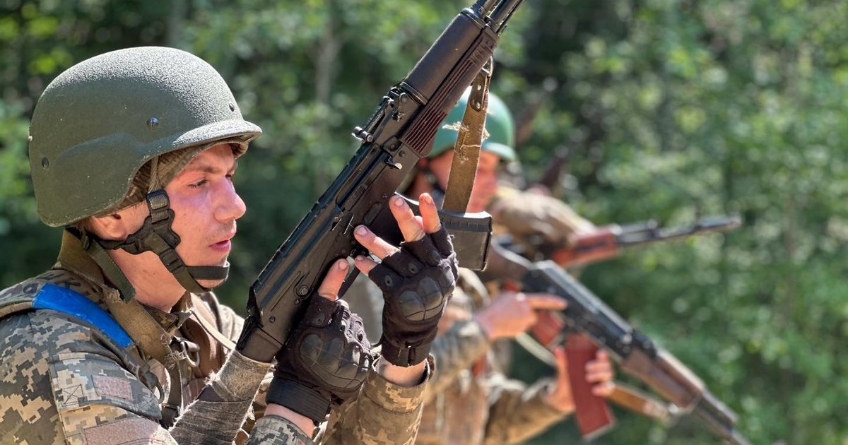 Фото до матеріалу: Нові контракти ЗСУ і ризик нерівності: адвокат про майбутню реформу армії