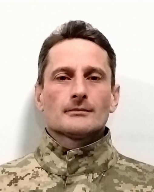 Фото до матеріалу: Військовослужбовця з Прикарпаття Івана Івасіва нагороджено відзнакою "Лицарський хрест"