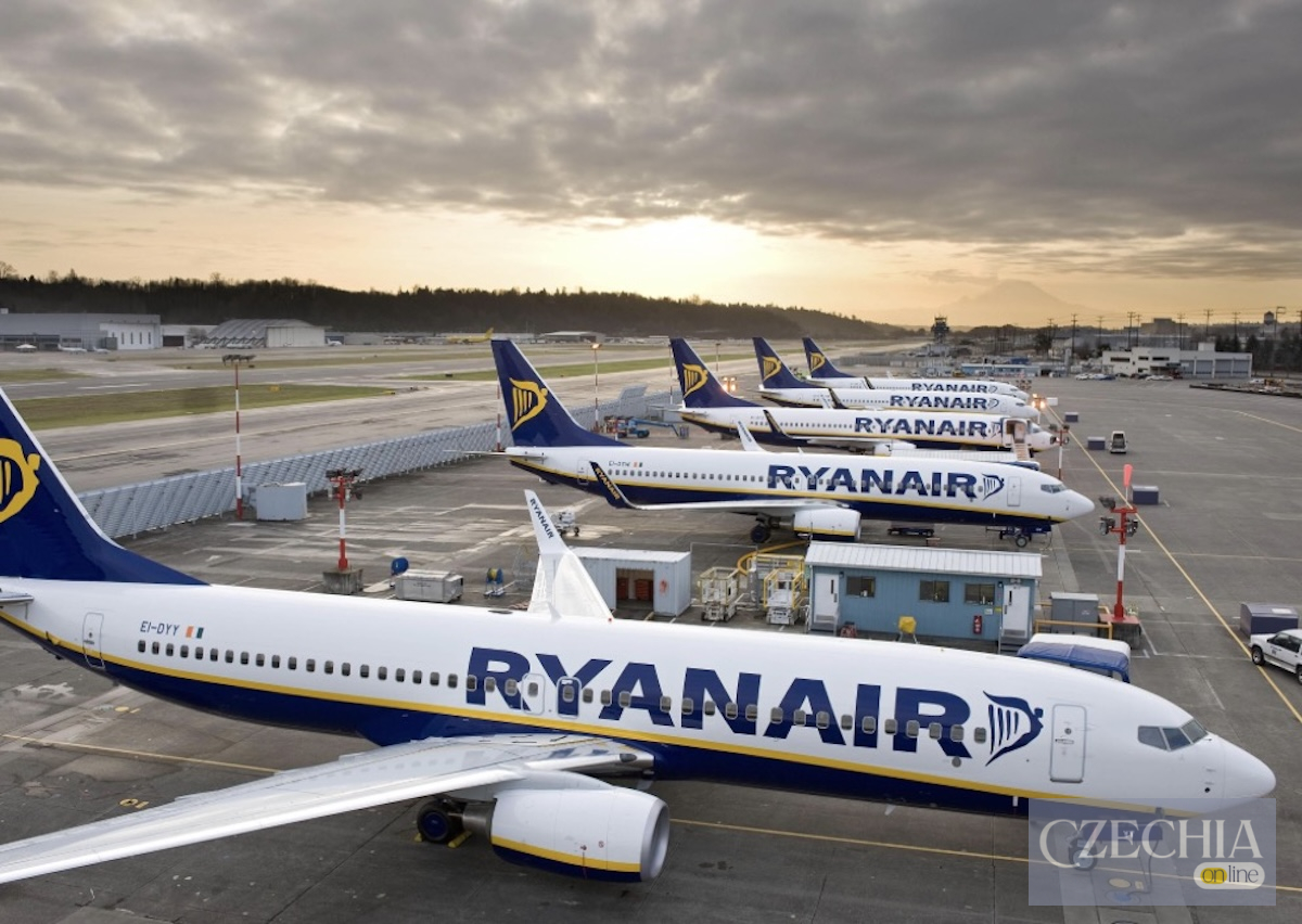 Фото до матеріалу: Лоукостер Ryanair закриває головну базу в Берліні: що зміняться польоти