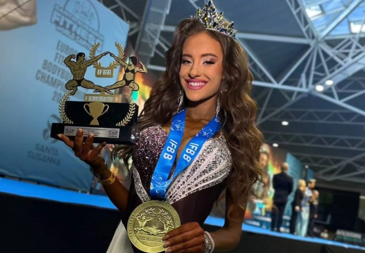 Фото до матеріалу: Адріана Макогін з Франківська – європейська чемпіонка з фіт-моделювання та беззаперечна переможниця серед юніорок