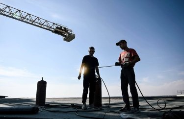 Фото до матеріалу: У Івано-Франківську планують залучити будівельників з Індії для завершення робіт