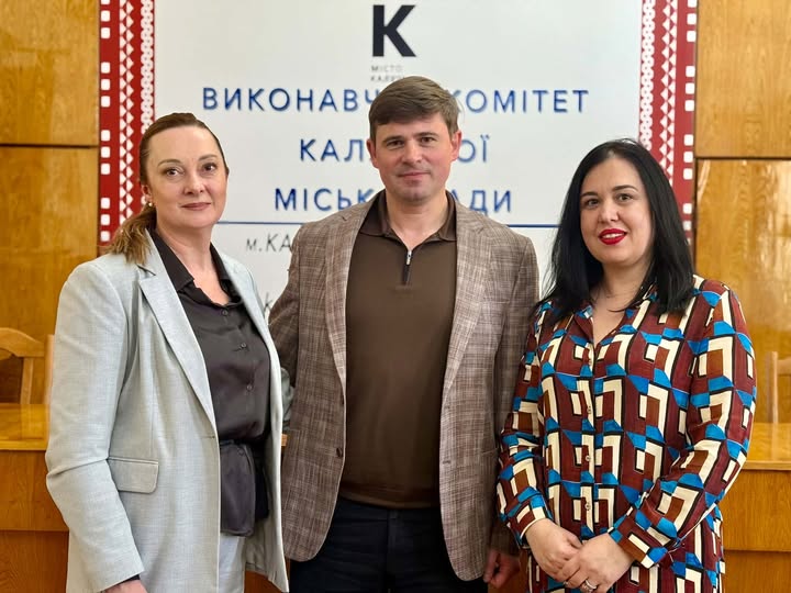 Фото до матеріалу: У Калуші вдосконалили роботу ДРАЦС: зустріч міського голови з представництвом Мін'юсту