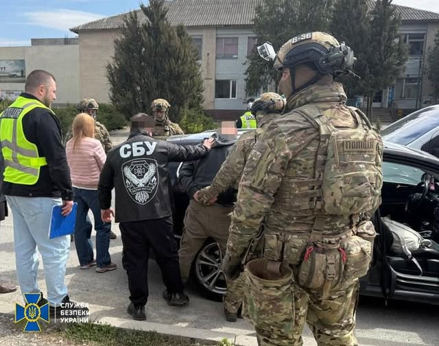 Фото до матеріалу: СБУ викрила схему незаконного вивезення військовозобов'язаних з Хмельниччини до Молдови