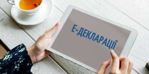 Фото до матеріалу: Хто з черкаських головлікарів заробив найбільше за рік