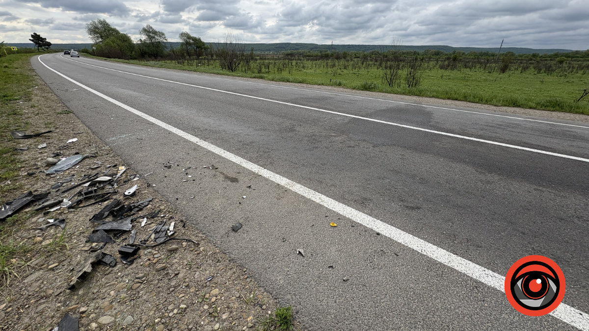 Фото до матеріалу: Аварія на калуській об'їзній: дві машини зіткнулися вранці 13 травня