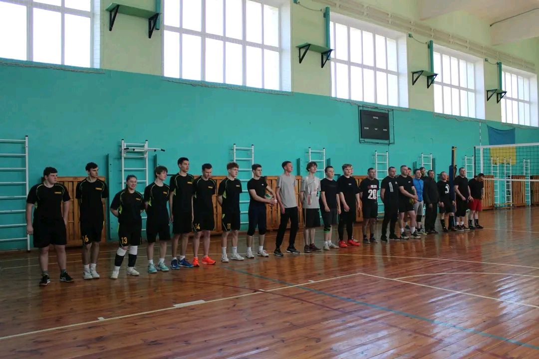 Фото до матеріалу: Чемпіонат з волейболу у Решетилівській громаді: «Мазута» стала переможницею
