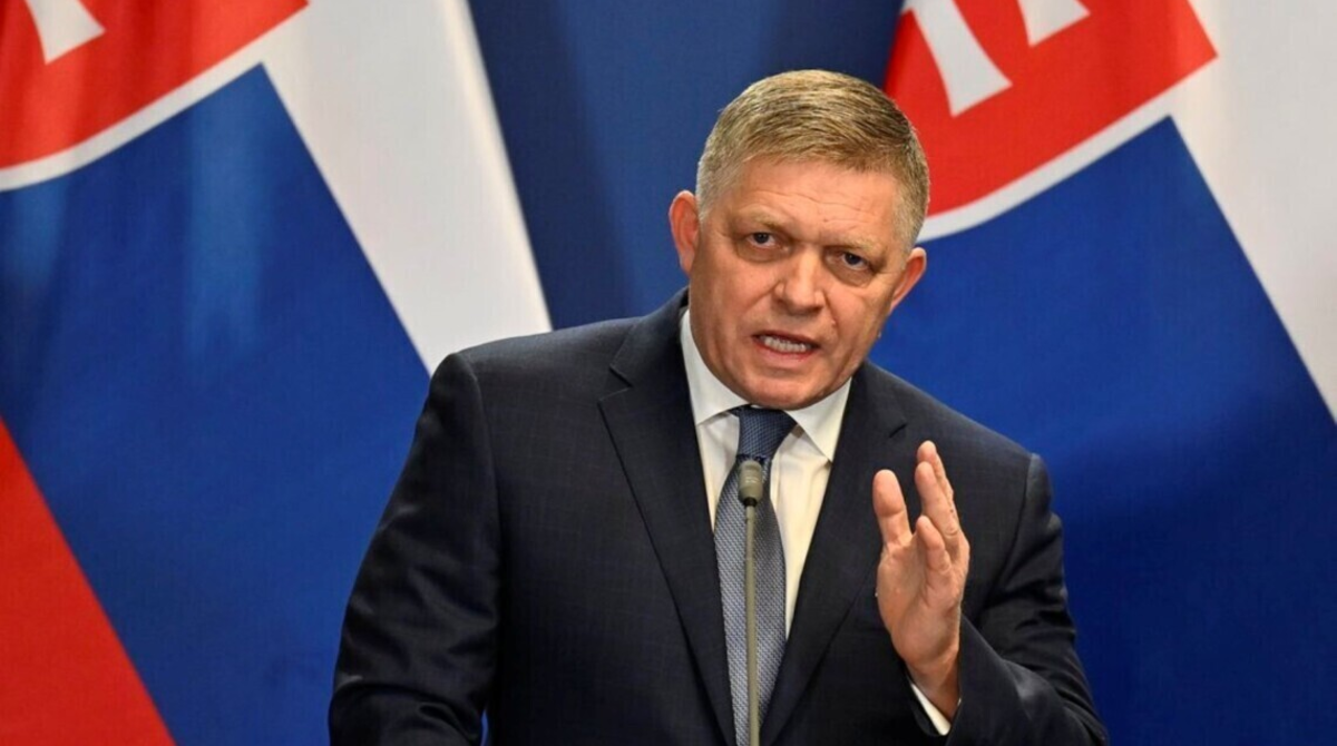 Фото до матеріалу: Фіцо після розмови із Зеленським зробив несподівану заяву про мирну угоду для України