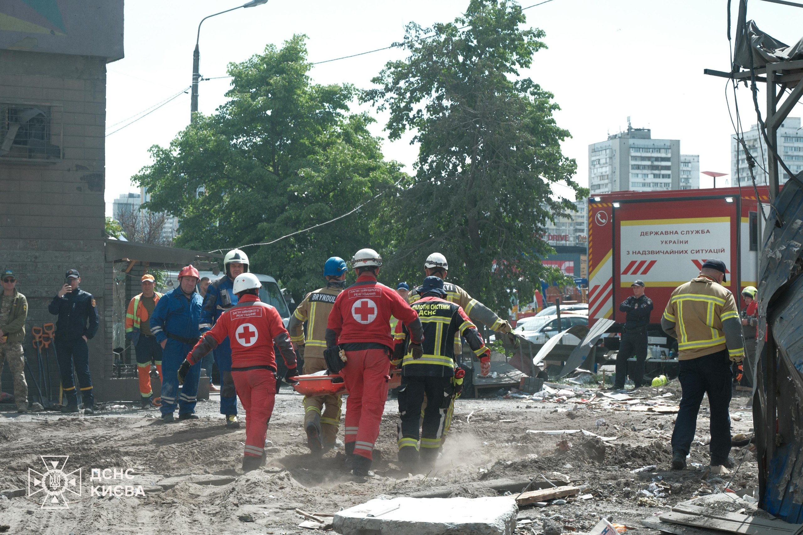 Фото до матеріалу: Японські снеки без кольору: війна в Ірані змінює обличчя популярних брендів