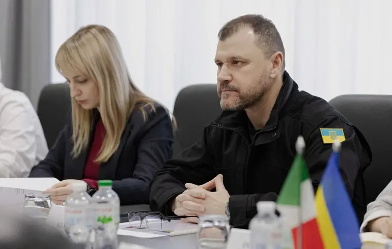 Фото до матеріалу: Наслідки теракту у Києві: поліцейських готуватимуть на полігонах