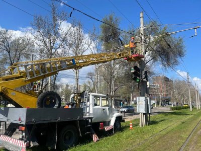 Фото до матеріалу: На 4-й станції Великого Фонтану завершили модернізацію світлофора